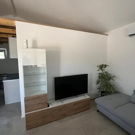 Апартаменты Robinson House Galia *