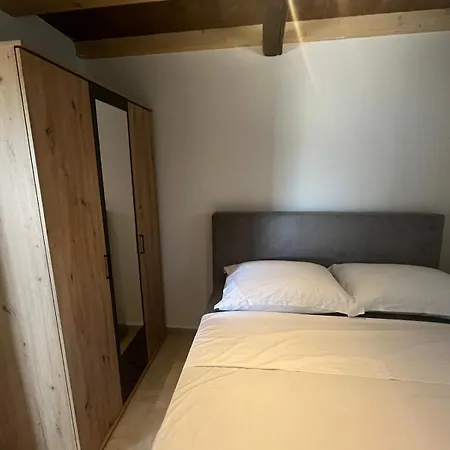 Апартаменты Robinson House Galia Водице