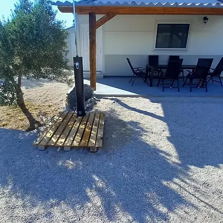 Robinson House Galia Апартаменты Водице