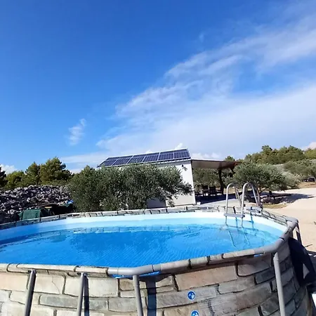 Robinson House Galia * Водице
